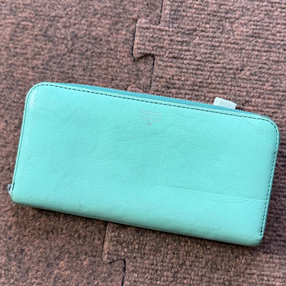 C+ Fossil Mint Green Leather Zip Around Wallet Women Large Clutch Organizer Navy